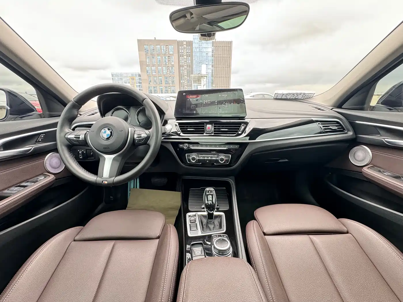 BMW 1 Series 2021 Facelift 120i M Sport Shadow Edition фото 13