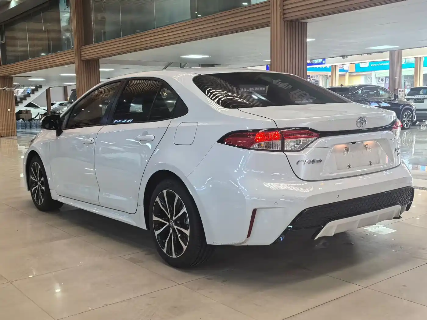 Toyota Levin 2022 185T CVT Sport Edition фото 8
