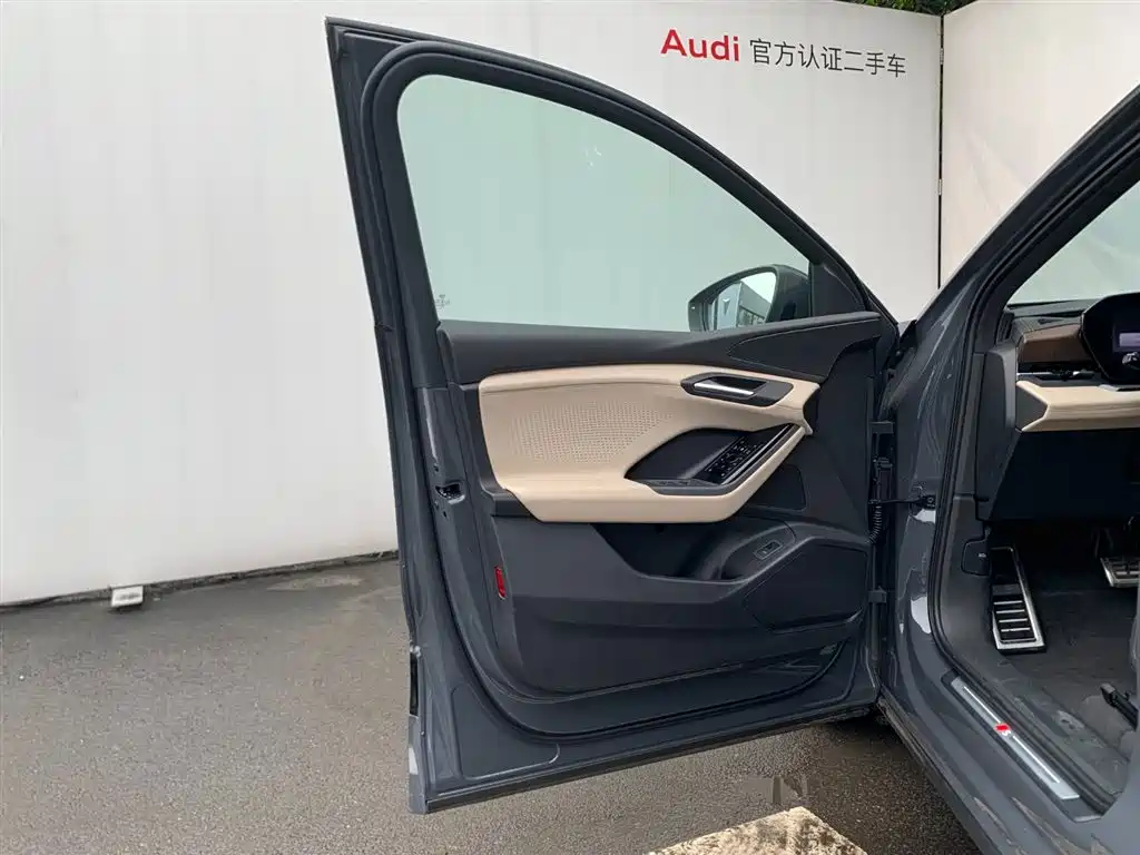 Audi Q6L e-tron 2025 Extended Range Edition фото 17