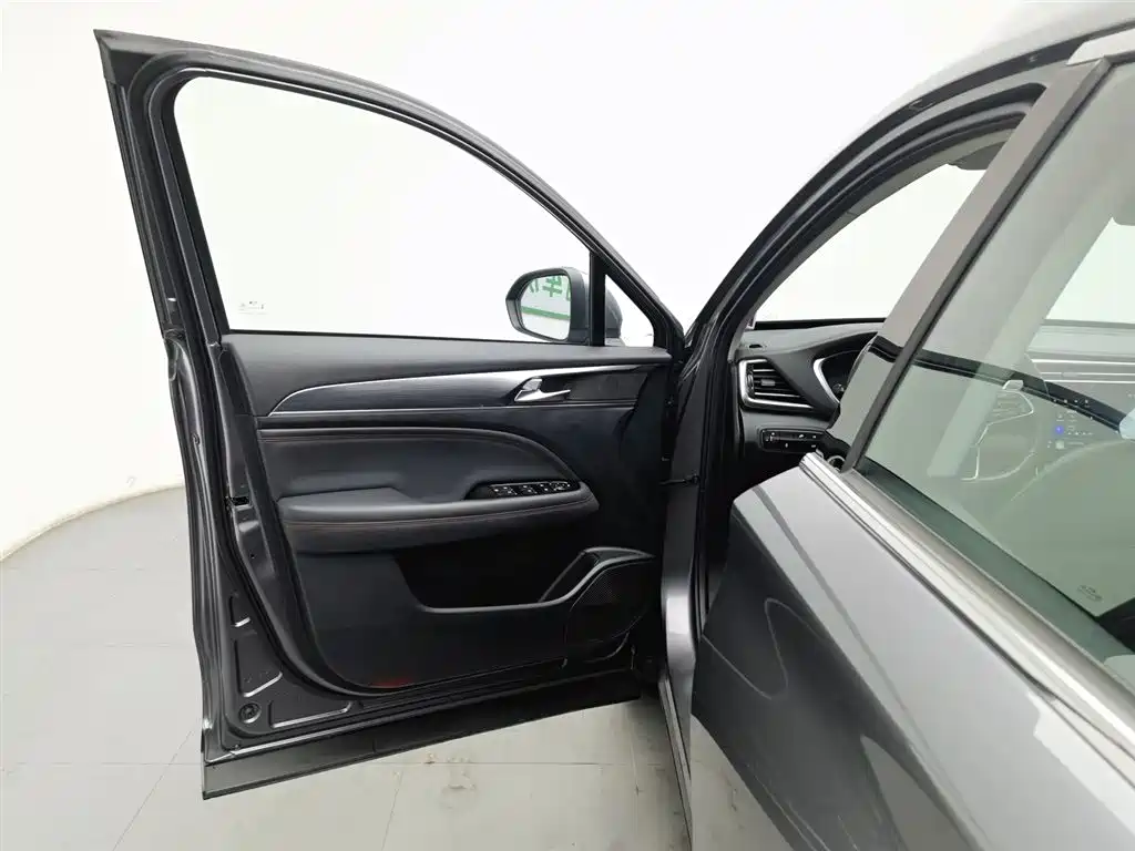 GAC TRUMPCHI GS4 PLUS