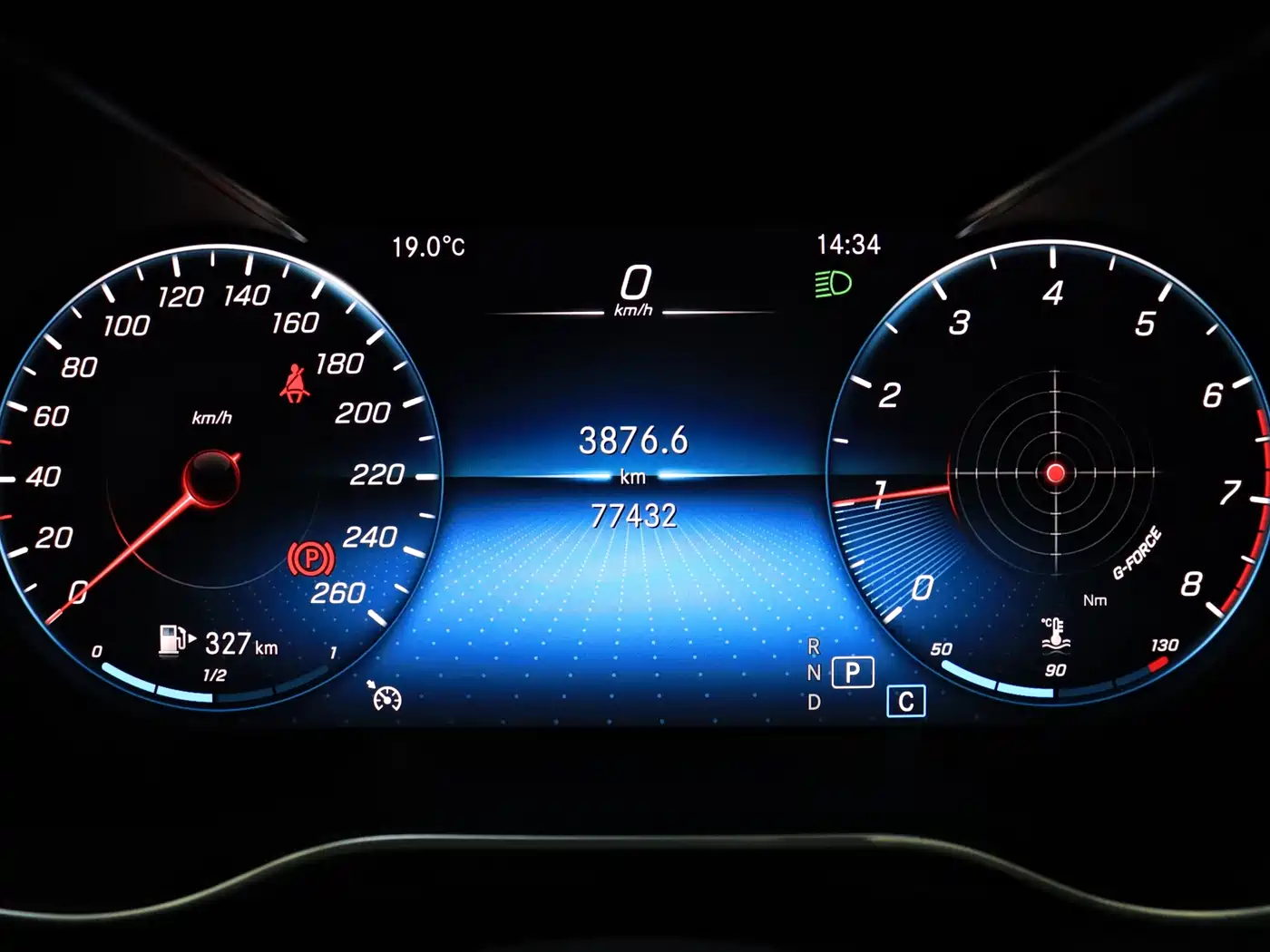 Mercedes-Benz GLC 2022 Facelift GLC 260 L 4MATIC Luxury Model фото 18