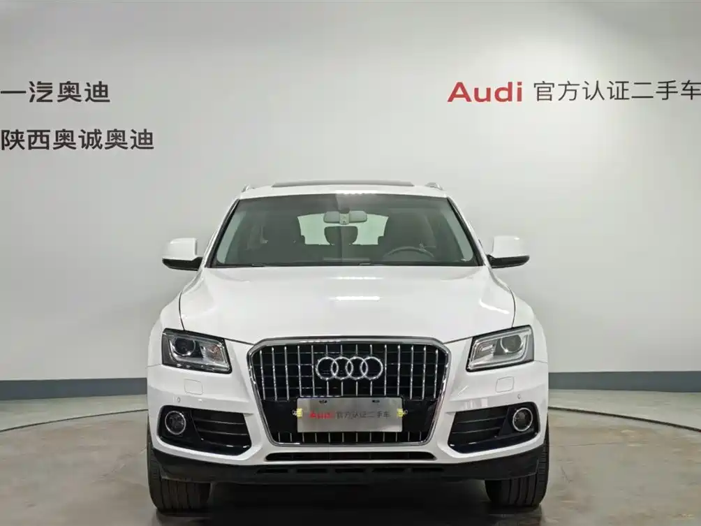 Audi Q5 2016 40 TFSI Technology Model фото 2