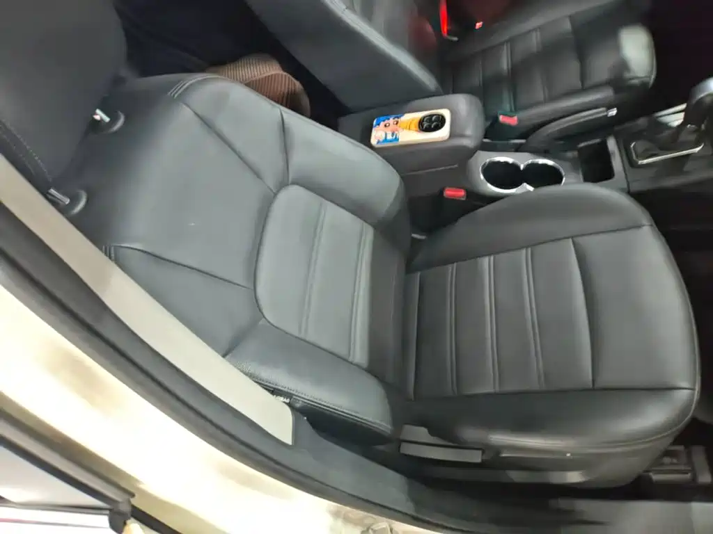 BAIC Senova X65 2016 2015 2.0T Automatic Elite
