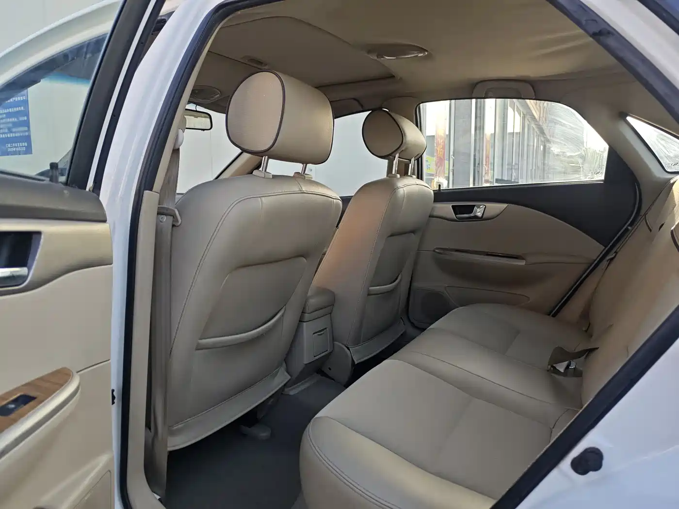 Buick Excelle 2015 1.5L Manual Classic фото 7