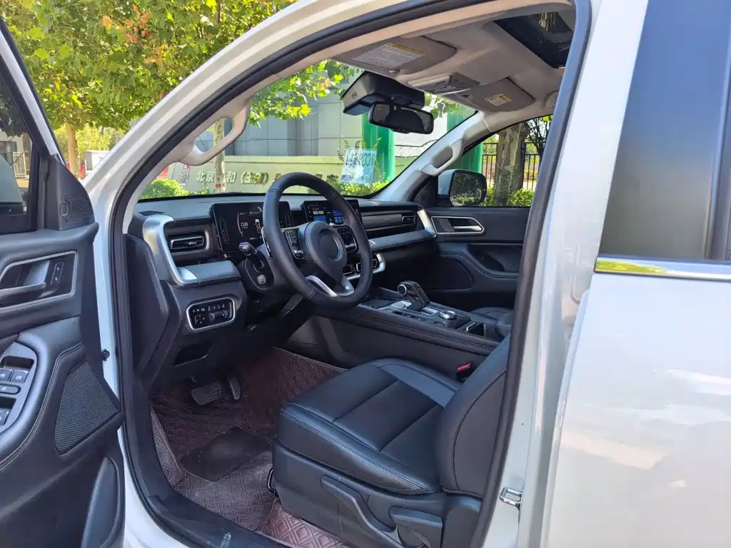 Great Wall Pao 2025 2024 Model 2.4T Passenger Version Automatic Diesel 4WD Comfort Type