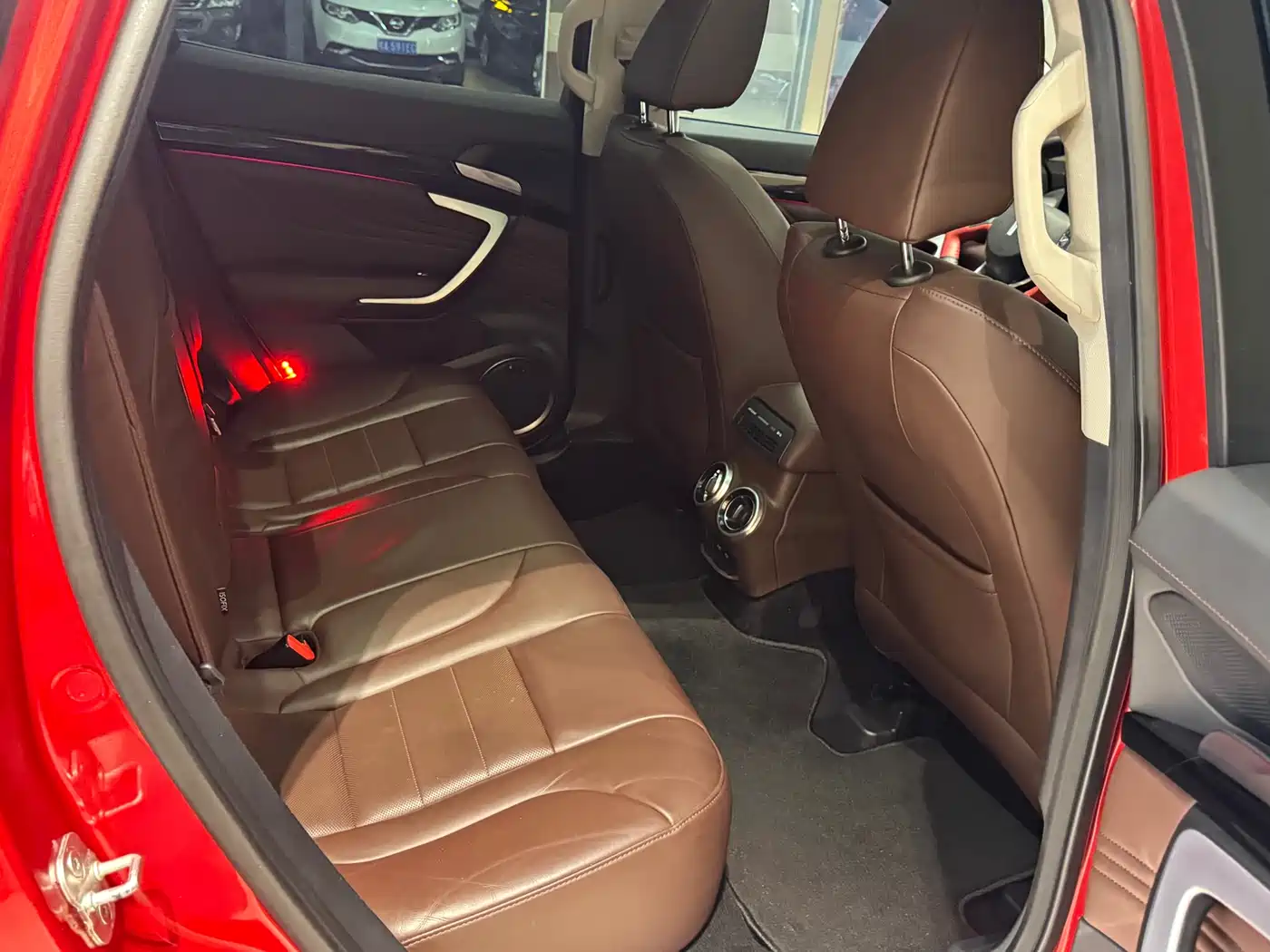 WEI PAI WEI BRAND VV7