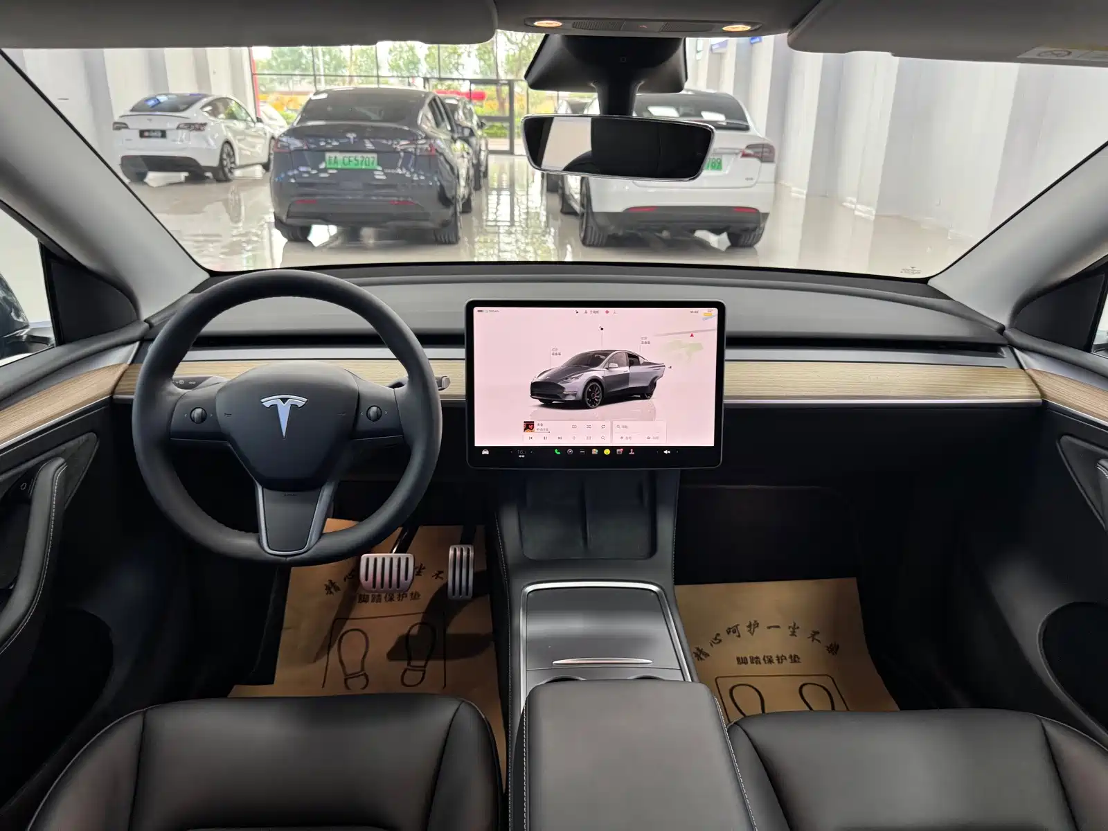 Фото 6 - Tesla Model Y