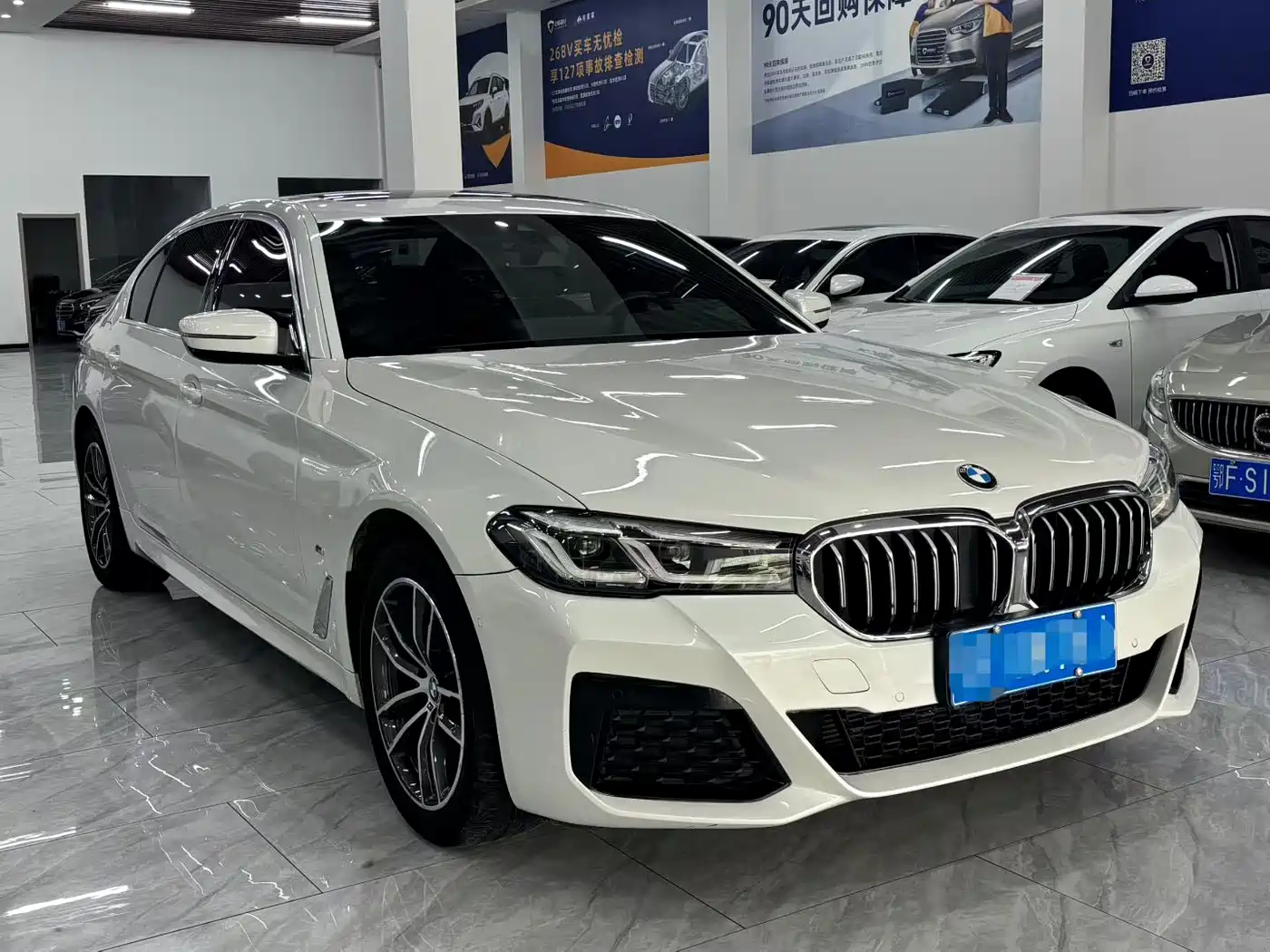 BMW 5 Series 2021 525Li Luxury Package фото 3