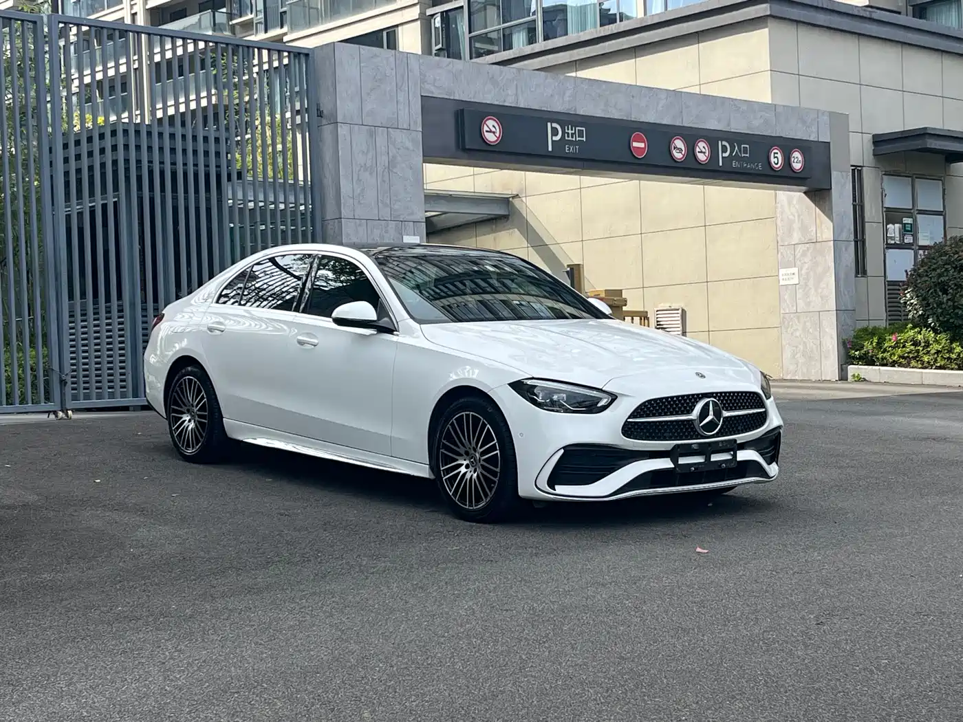 MERCEDES-BENZ C CLASS