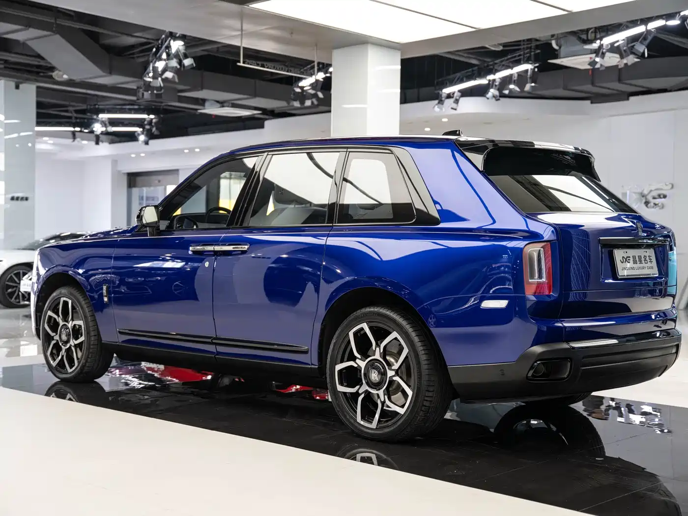Rolls-Royce Cullinan 2020 2018 5-Seater Version
