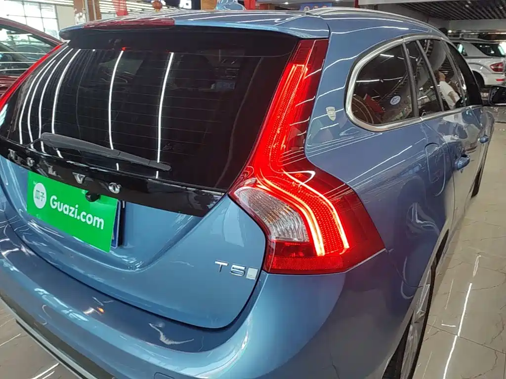Volvo V60 2017 2017 T5 Zhi Yi Edition China V