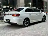 صورة 9 - Citroën C4 C-Quatre