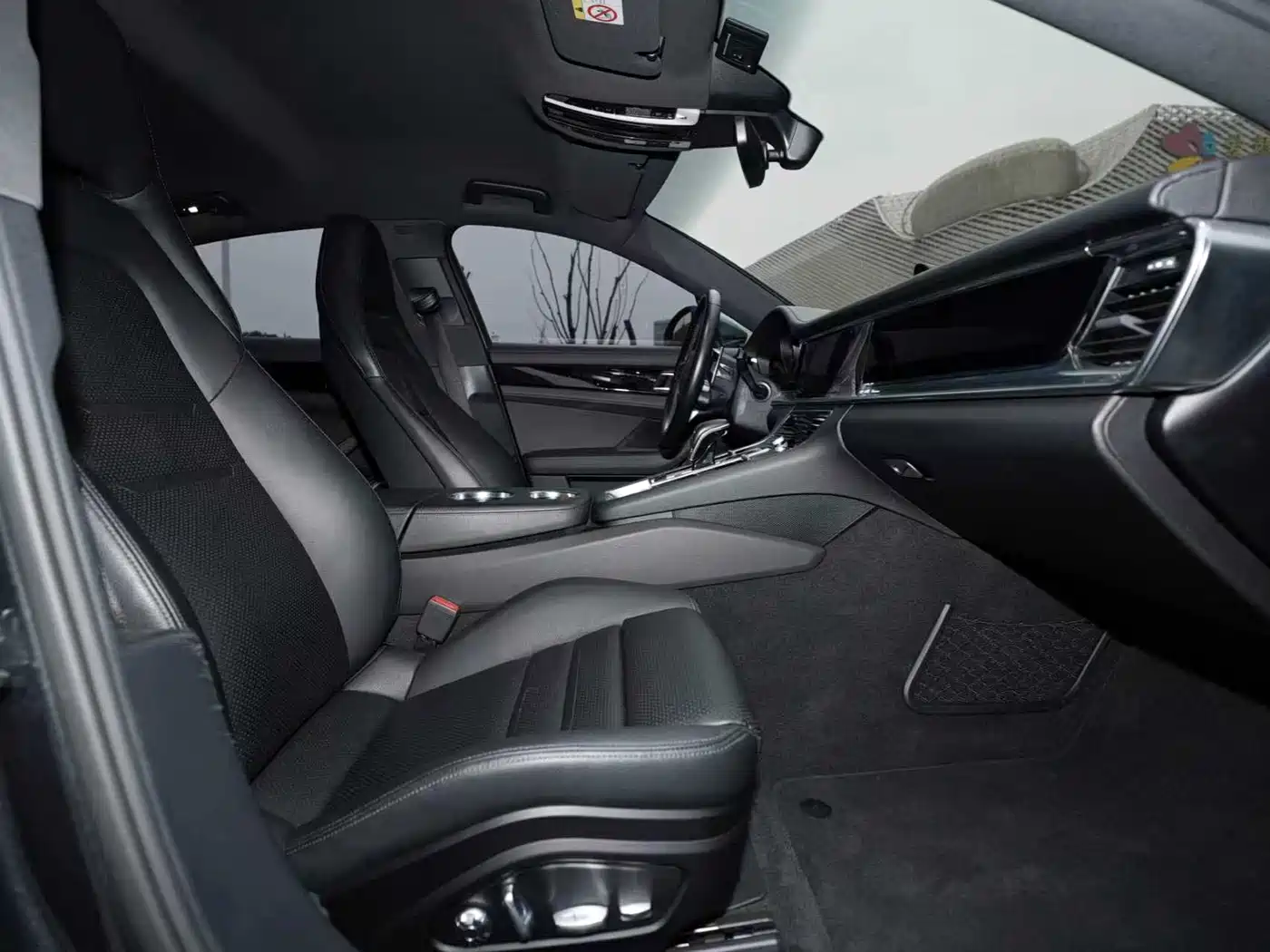 Porsche Panamera 2017 Panamera 3.0T фото 13