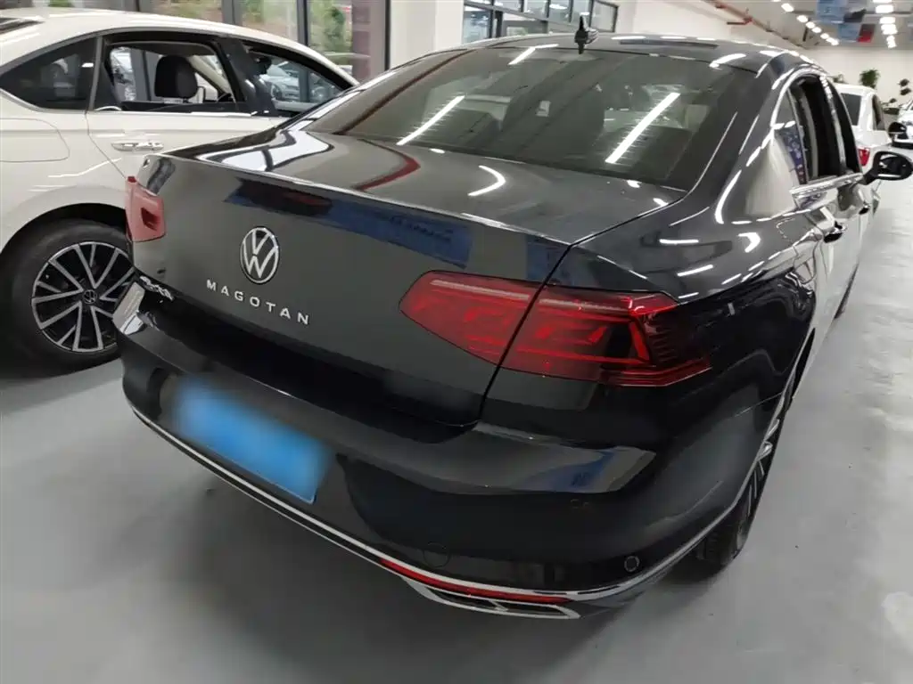 Volkswagen Magotan 2023 2 Million Units Anniversary Edition 330TSI DSG Leading Type фото 6