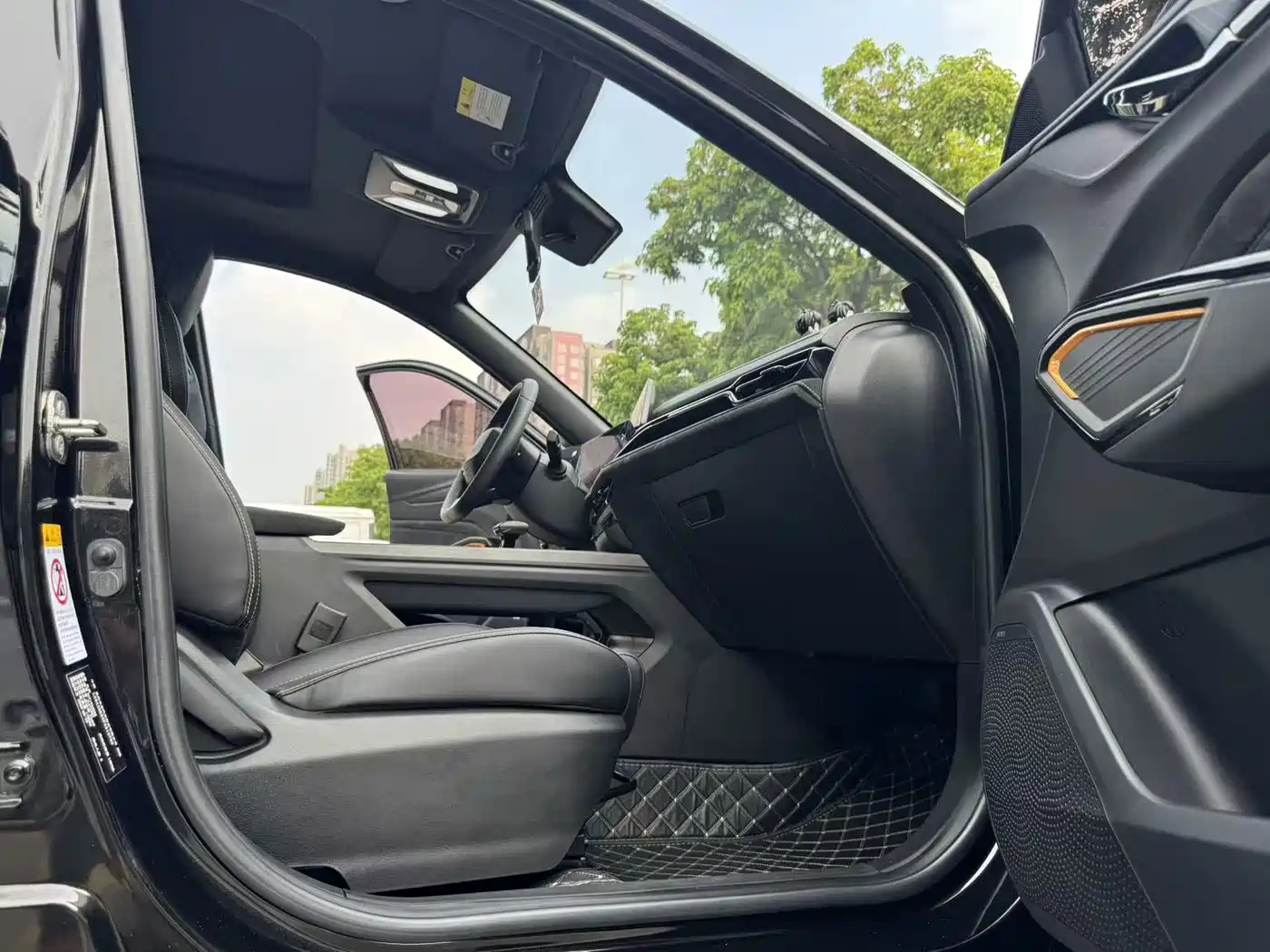 Changan Oshan X5 PLUS 2023 2023 Model Facelift 1.5T DCT Navigation