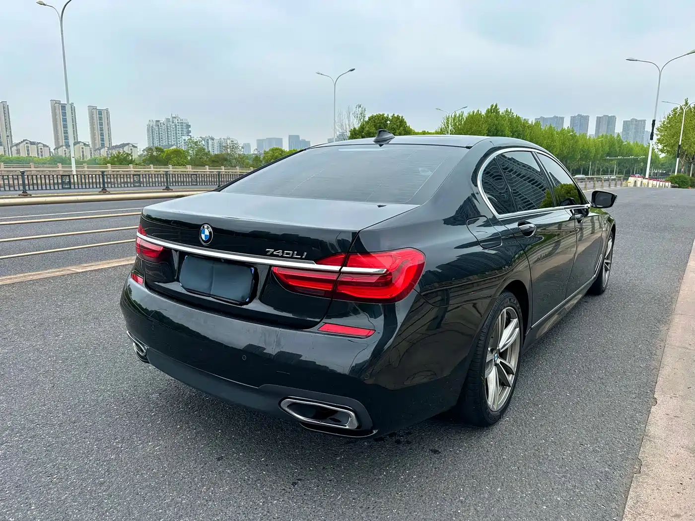 BMW 7 Series 2018 730Li Leading Type M Sport Package фото 11