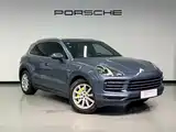 Фото 2 - Porsche Cayenne New Energy