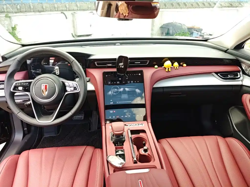 Hongqi H5 2026 2025 1.5T DCT 600,000 Units Commemorative Edition