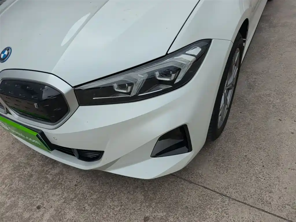 BMW i3 2024 eDrive 35 L фото 24