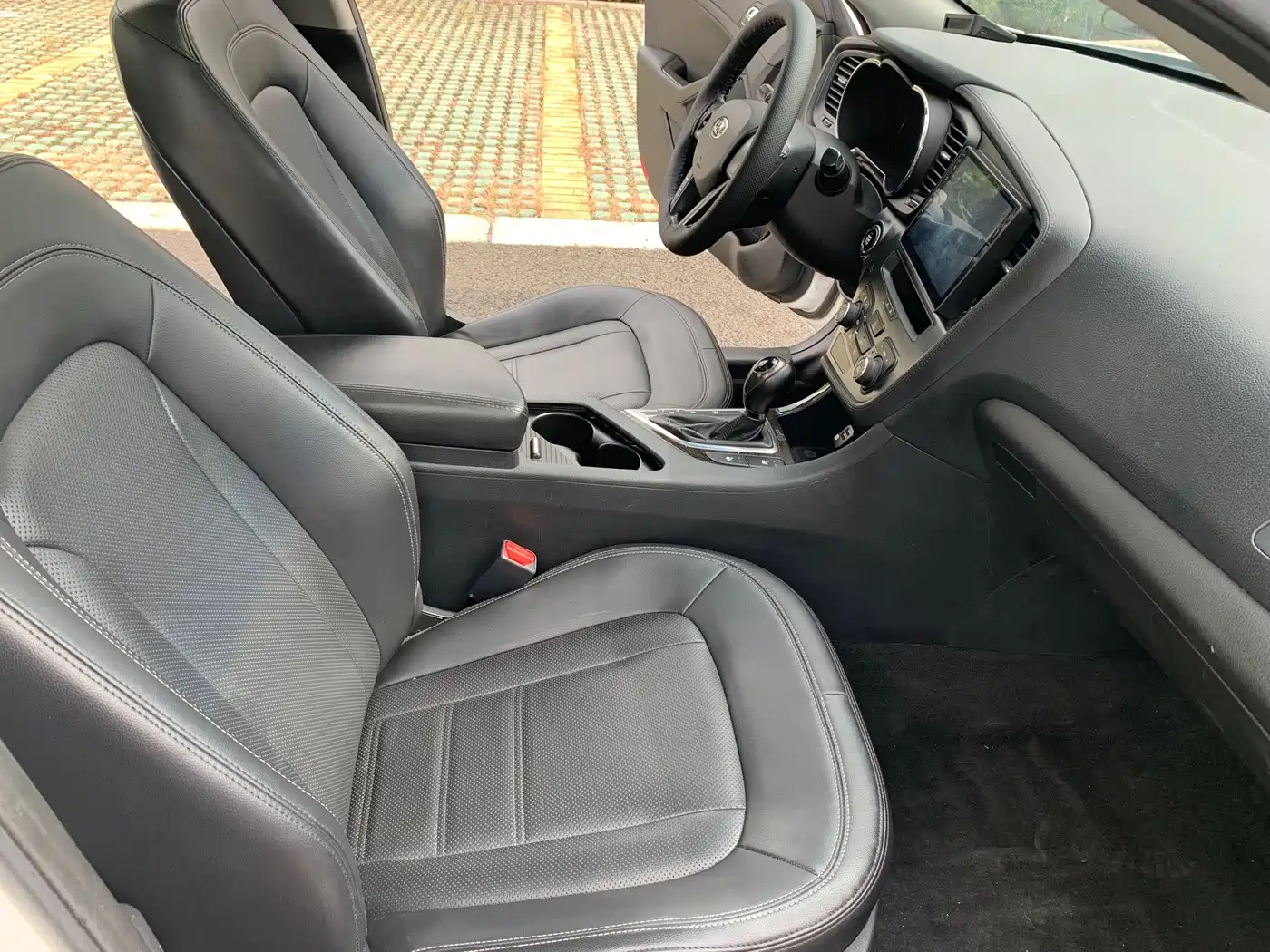 Kia K5 2012 2.0L Automatic DLX-2 фото 9