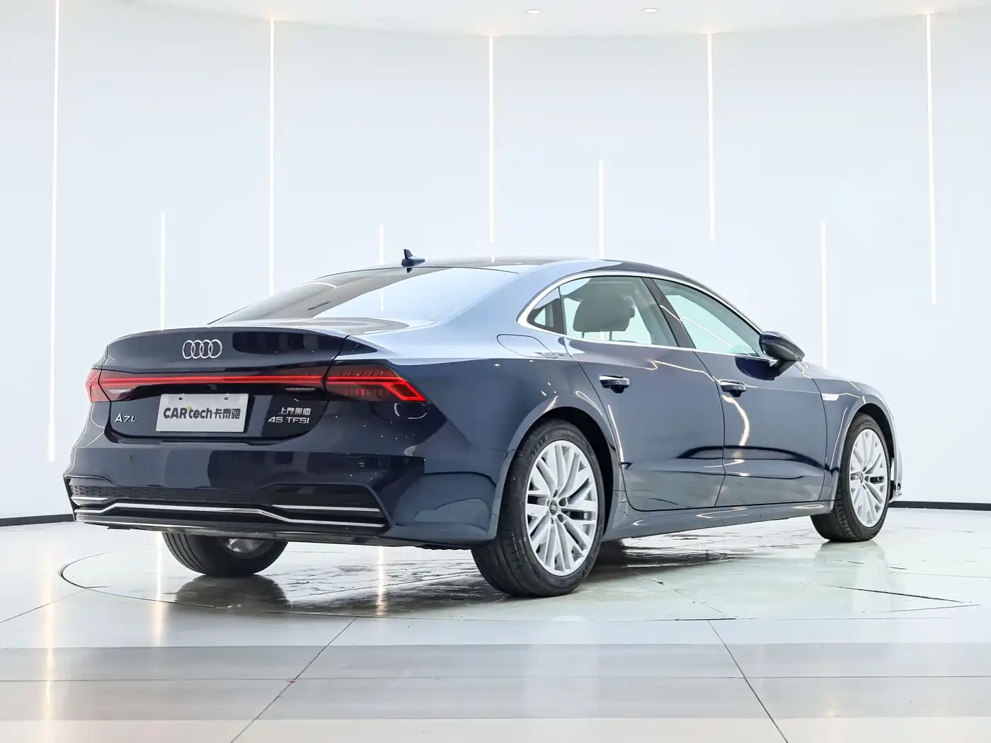 Audi A7L 2024 45TFSI S-line Dream Edition Crystal Package фото 11