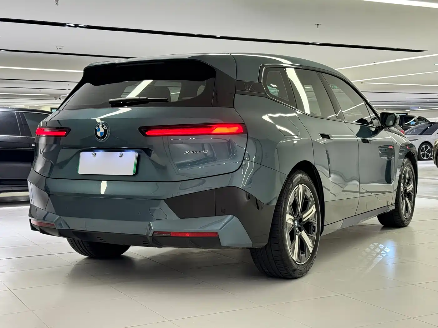 BMW iX 2023 Facelift xDrive40 фото 6