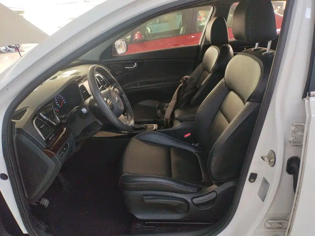 Kia K4 2015 2014 1.8L Automatic GLS