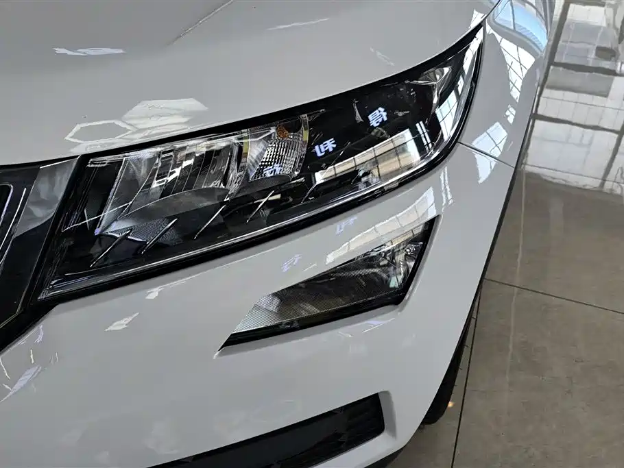 Škoda Kodiaq 2020 TSI330 5-Seater 2WD Comfort Edition фото 5