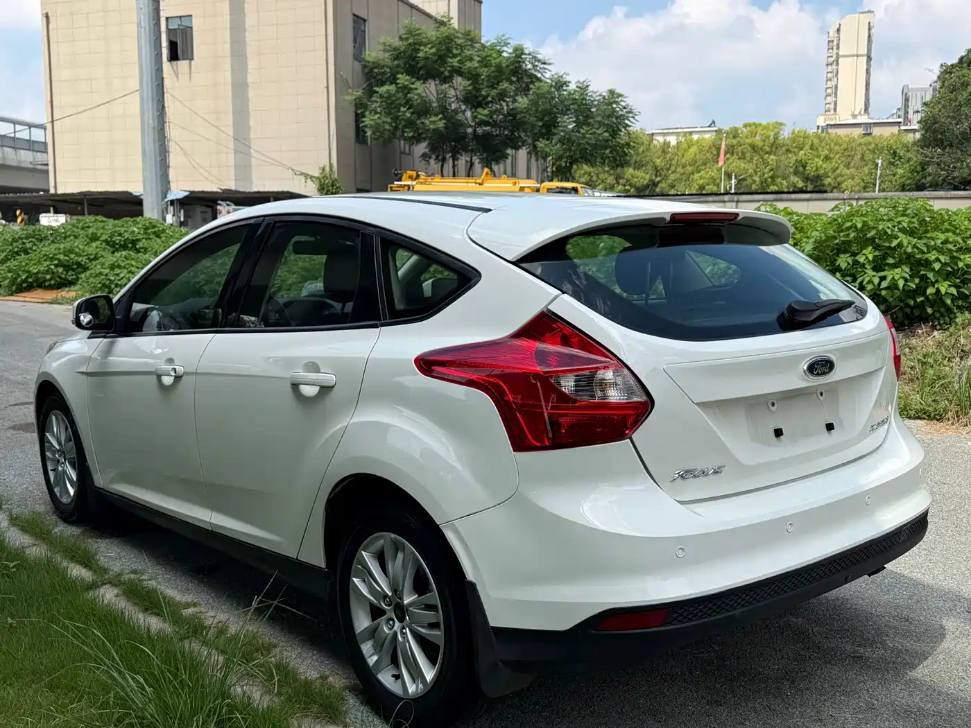 Ford Focus 2014 2012 Hatchback 1.6L Automatic Comfort