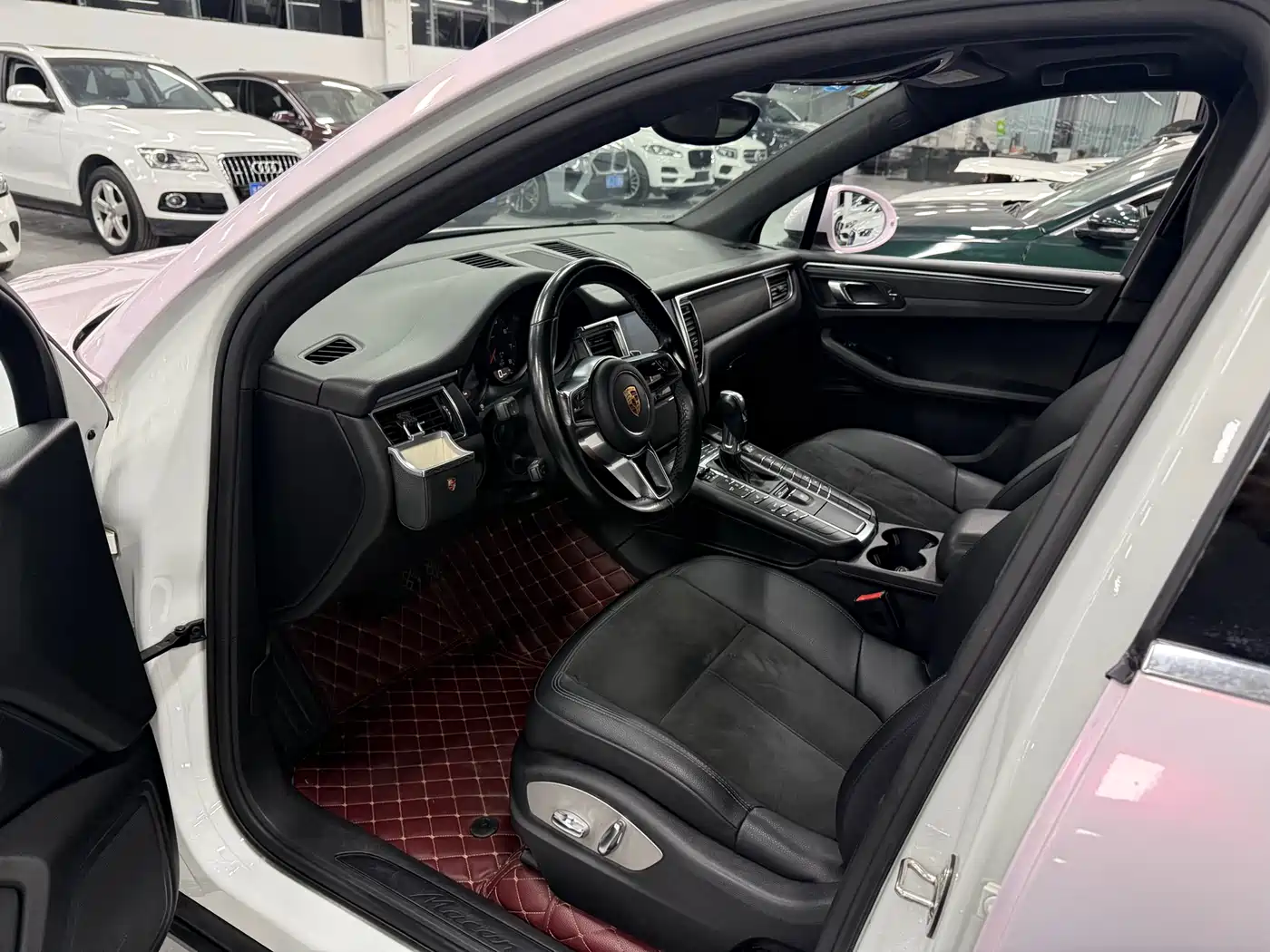 Porsche Macan 2017 Macan 2.0T фото 7