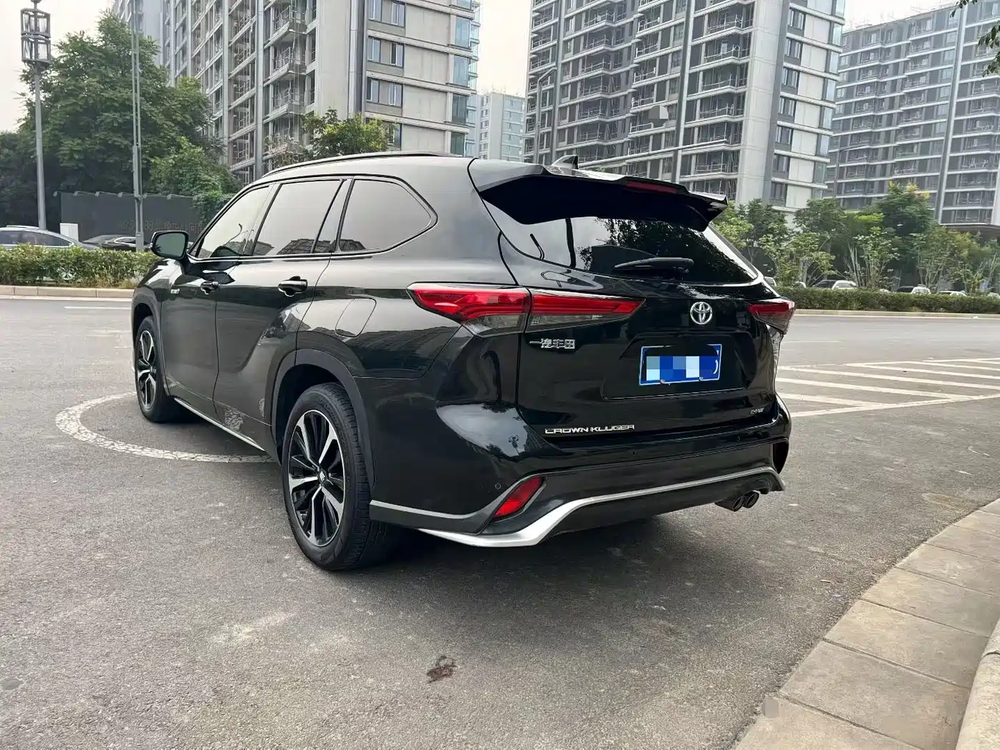 Toyota Crown Kluger 2022 2021 2.5L HEV 4WD Premium