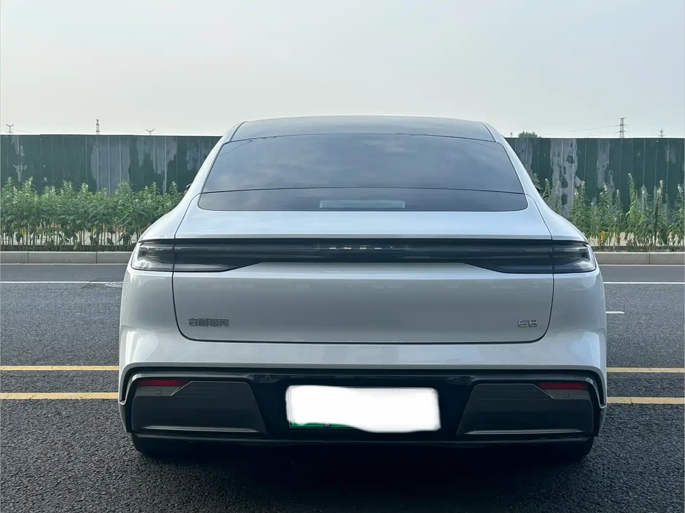 Geely Galaxy Galaxy E8 2024 2024 665km RWD Starship Voyager Edition