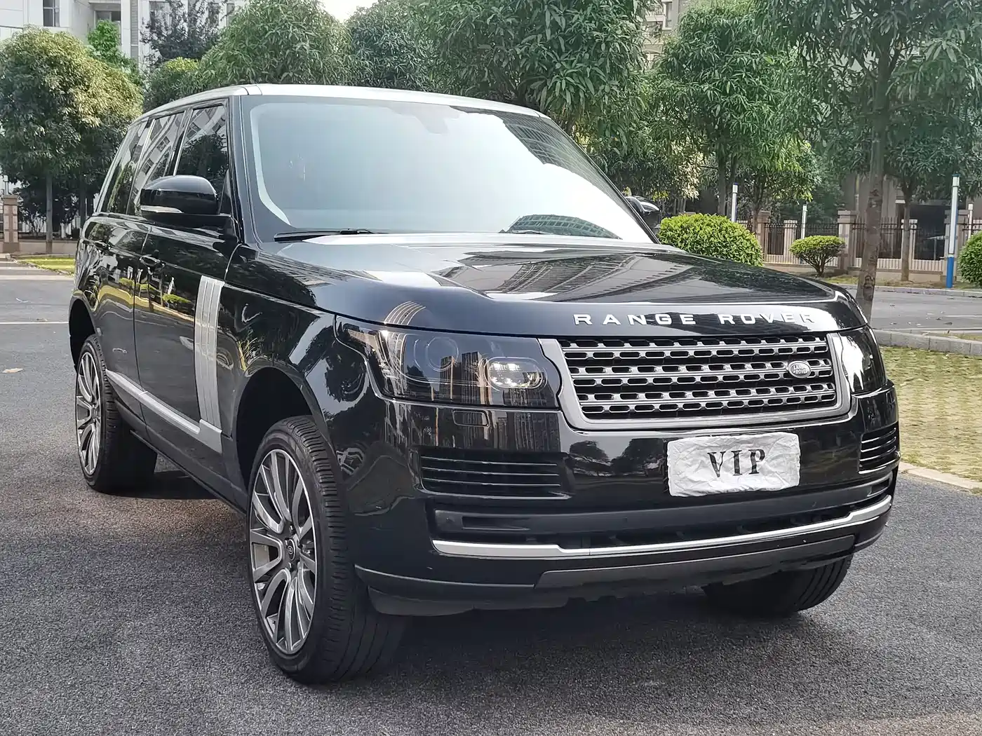 Land Rover Range Rover 2015 3.0 TDV6 Vogue фото 3