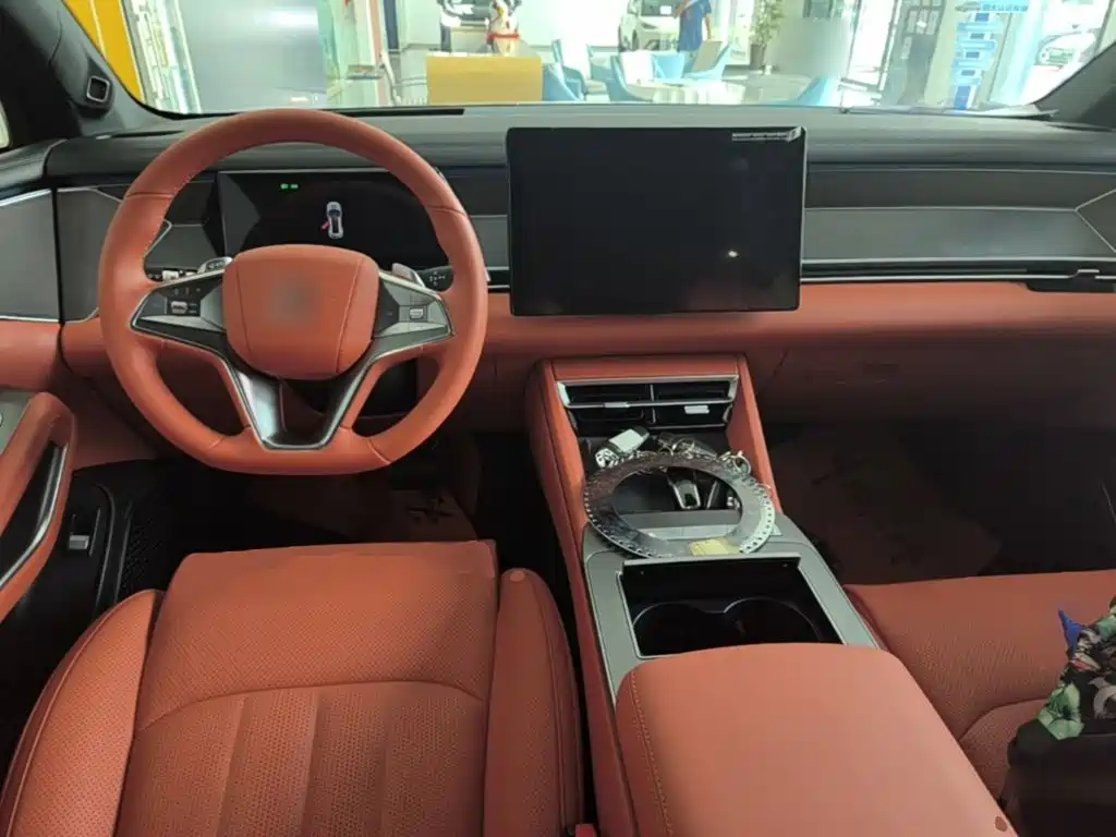 BYD Tang L 2025 2025 DM 175KM Drone Player Edition