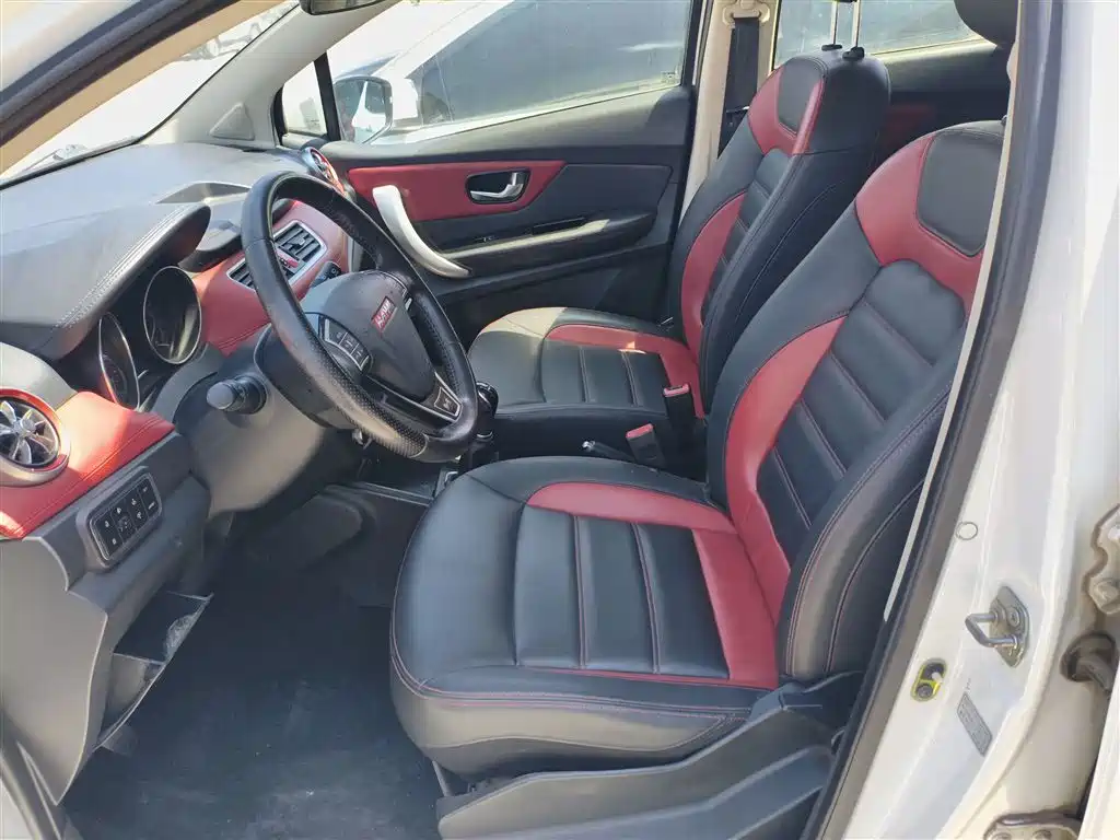 Haval H1 2015 1.5L Manual Urban фото 15