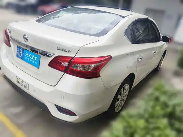 Nissan Sylphy 2022 Classic 1.6XE CVT Comfort Edition — фото 2