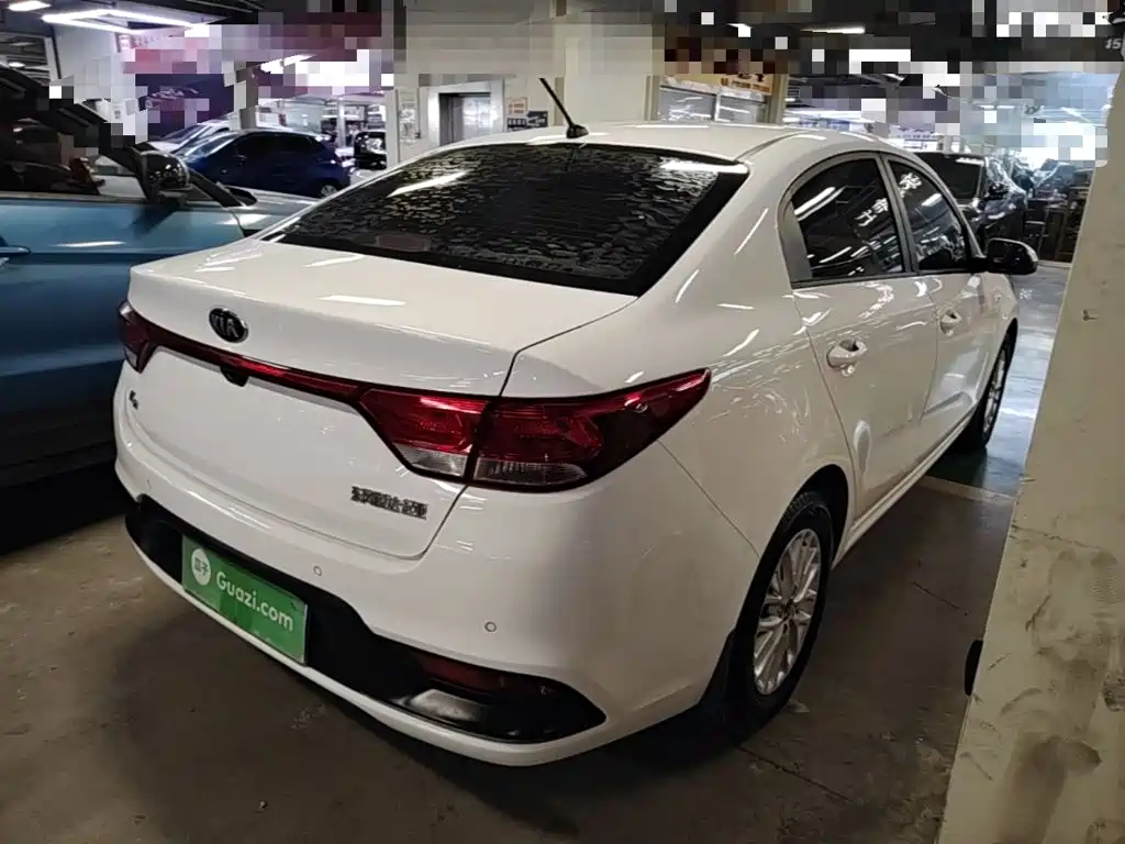 Kia K2 2018 2017 Sedan 1.4L AT GLS