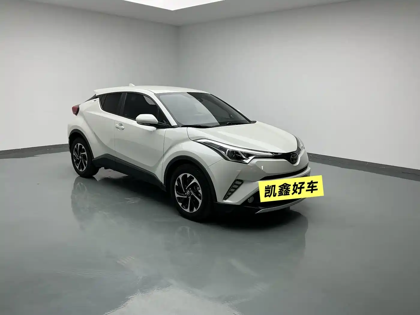 Toyota IZOA 2018 2.0L Speed Edition China VI фото 3