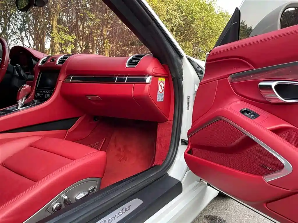 Porsche Boxster 2013 Boxster 2.7L фото 12