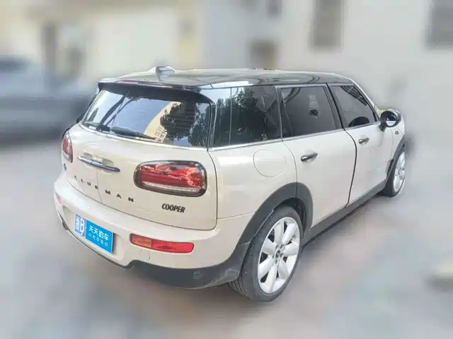 MINI CLUBMAN 2023 1.5T COOPER Connoisseur — фото 5