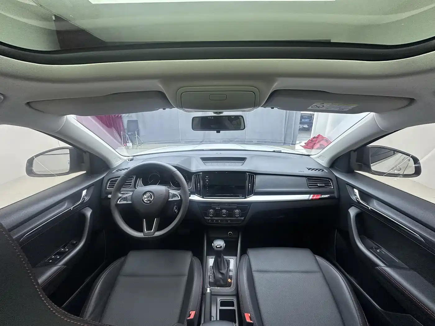 Škoda Kamiq 2022 GT 1.5L Automatic Ultimate Edition фото 11