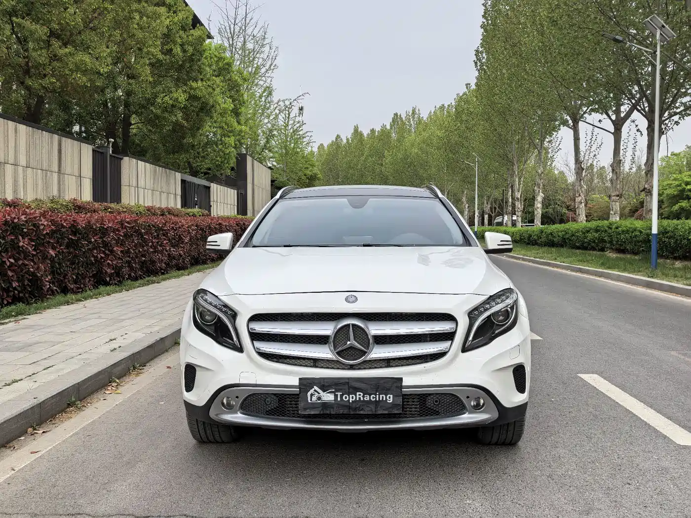Mercedes-Benz GLA 2016 GLA 200 Fashion фото 2
