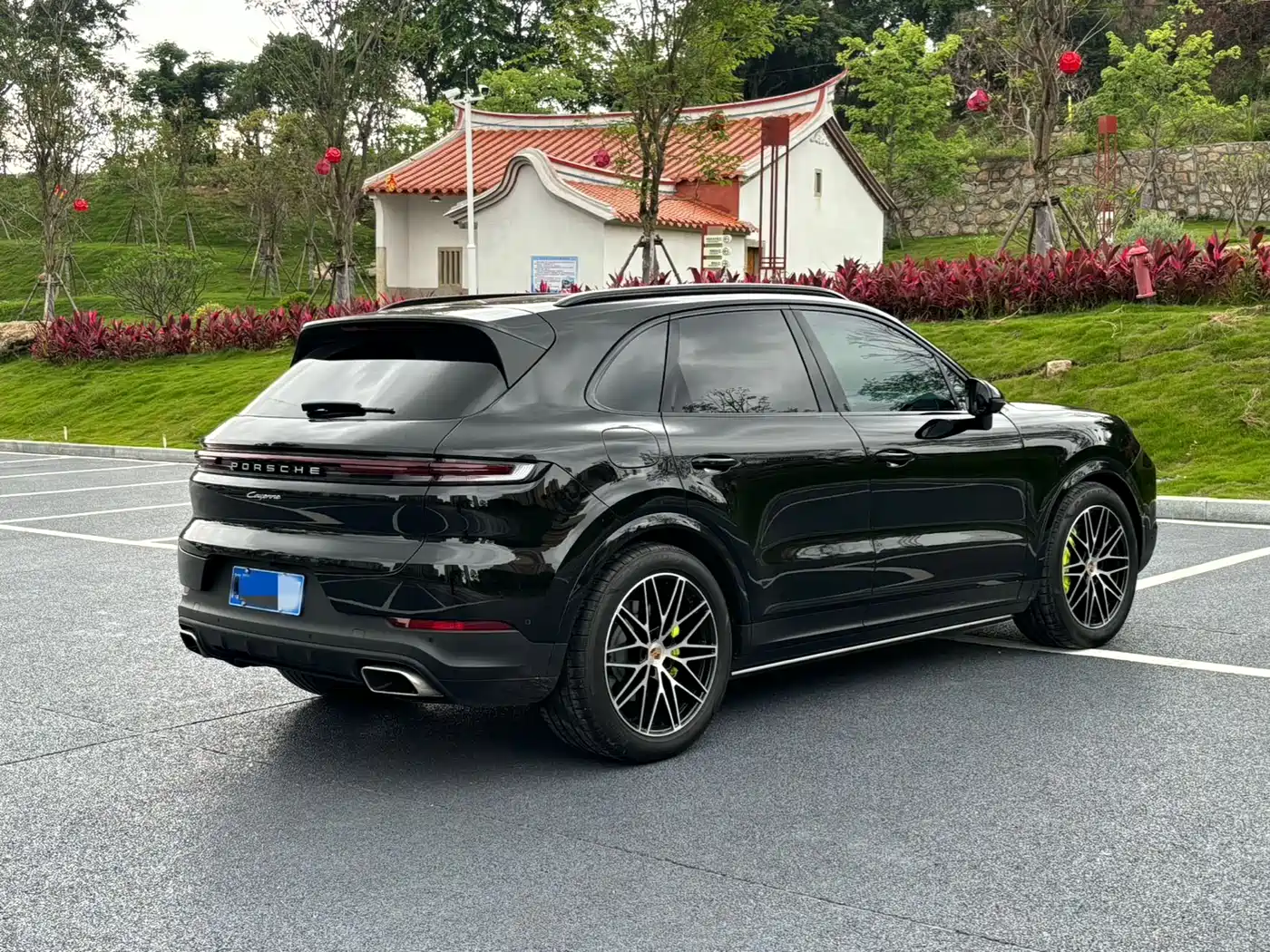 PORSCHE CAYENNE