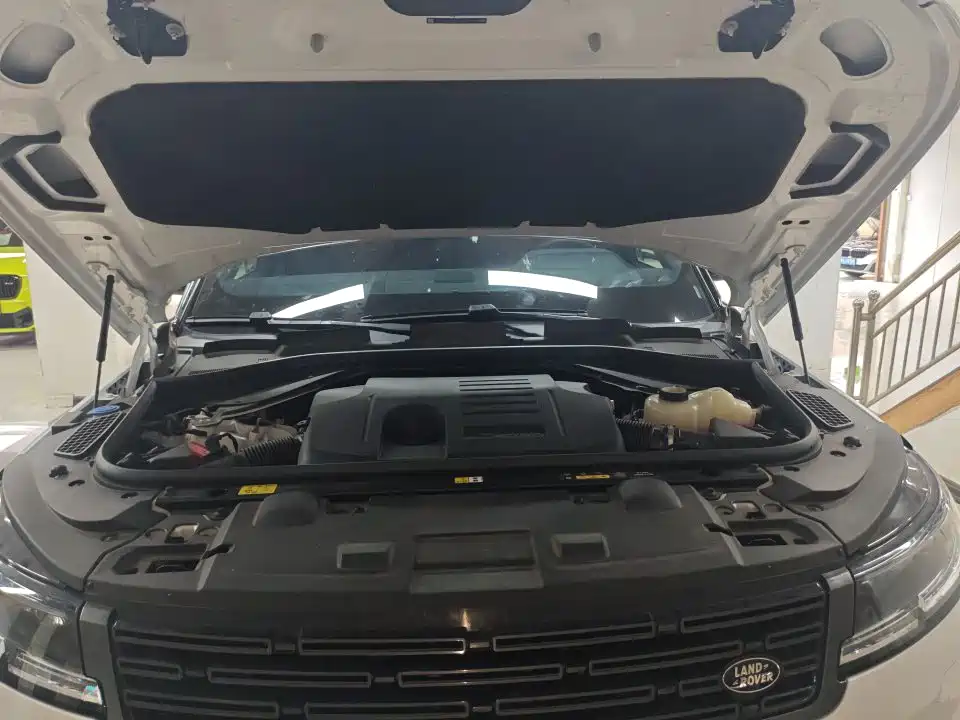 Land Rover Range Rover Sport 2025 2025 400PS Dynamic SE