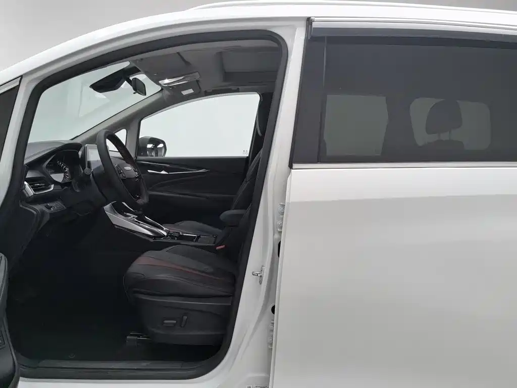 SAIC Maxus Maxus G50 2019 2019 1.5T Automatic Premium Edition China VI