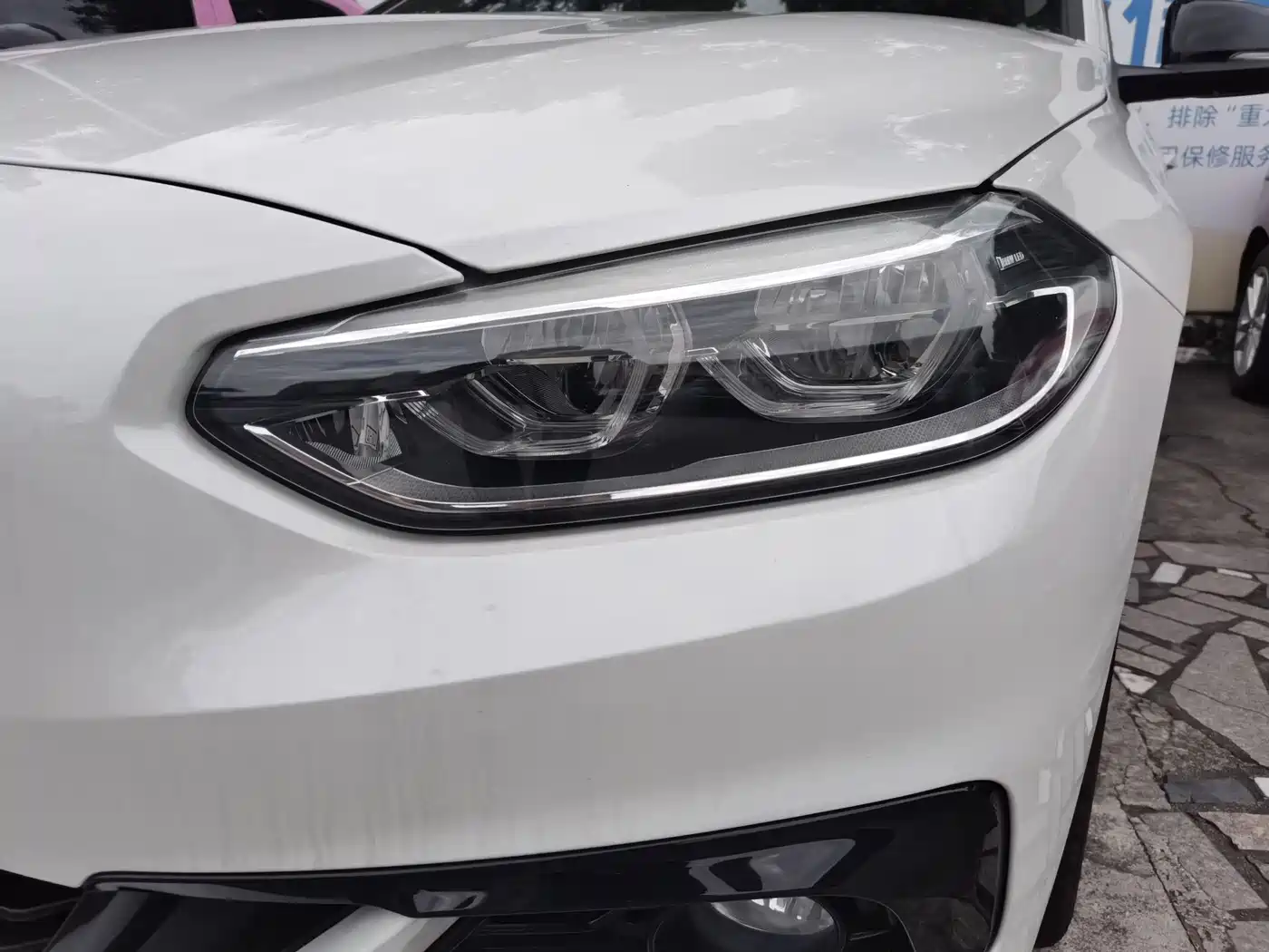 BMW 1 Series 2018 118i Sport Edition фото 10