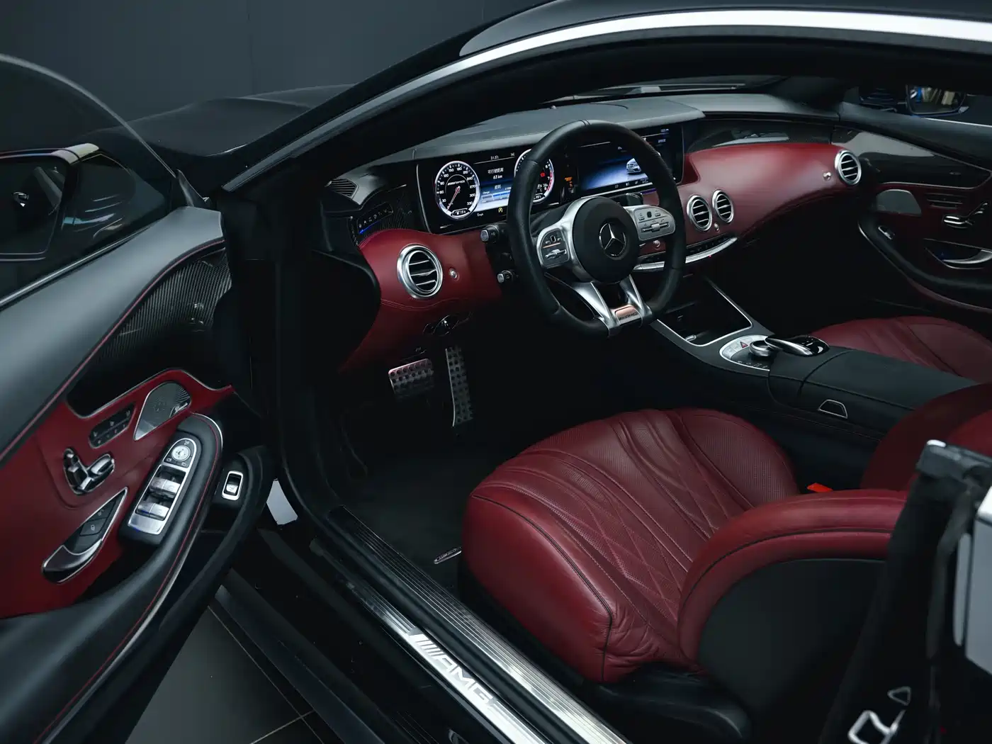 Mercedes-Benz S-Class AMG 2015 AMG S 63 4MATIC Coupe фото 6