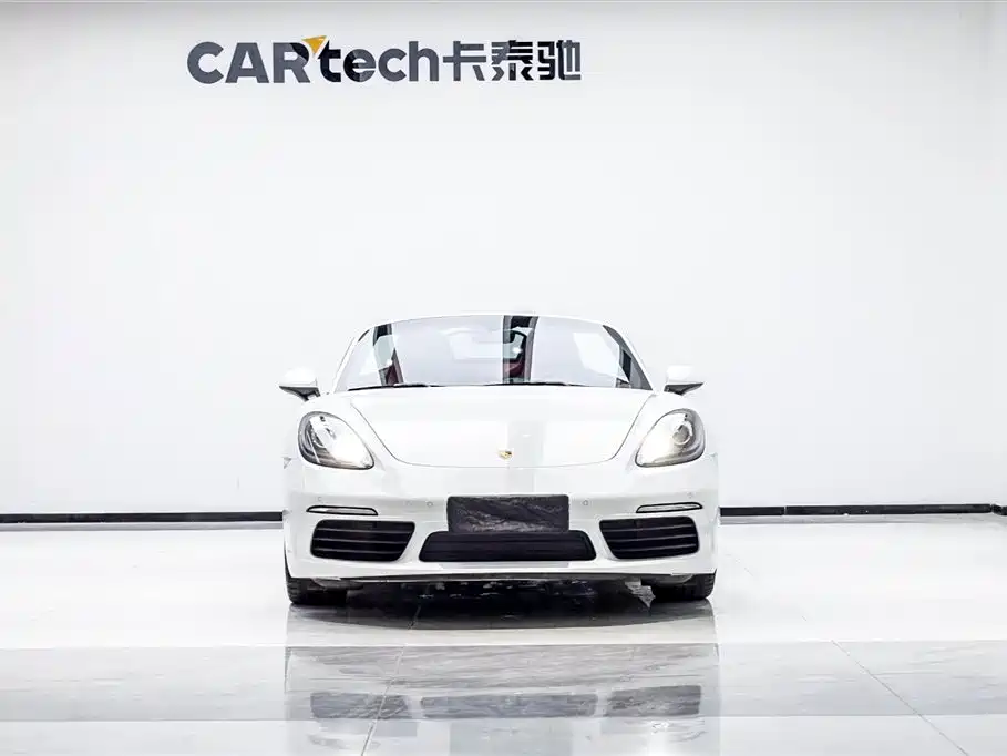 Porsche 718 2022 Boxster 2.0T фото 2