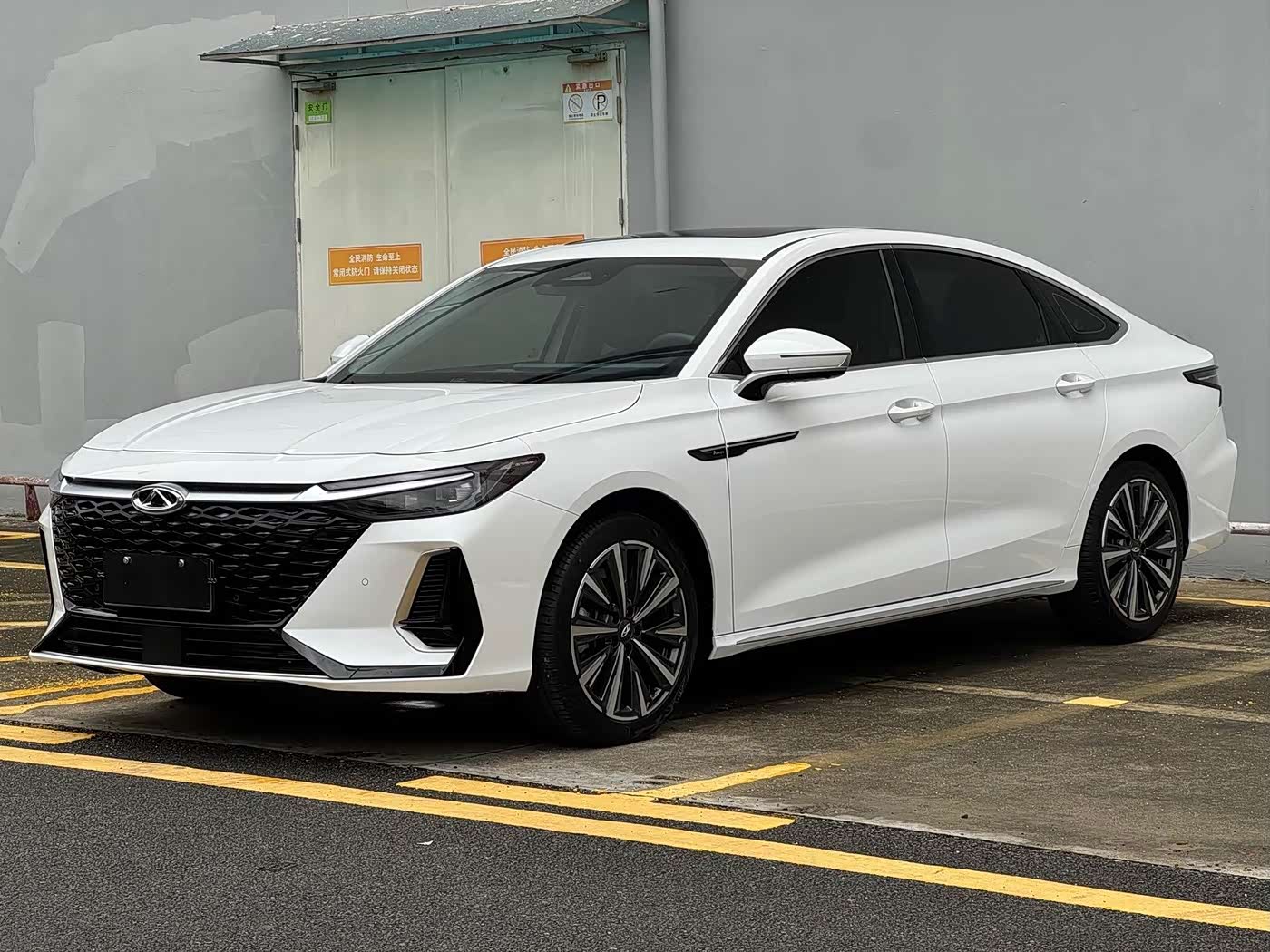 Chery Arrizo 8