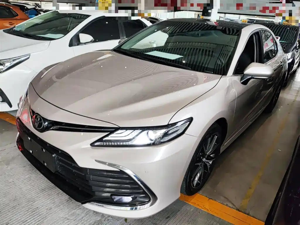 Toyota Camry 2021 2.5G Luxury Edition